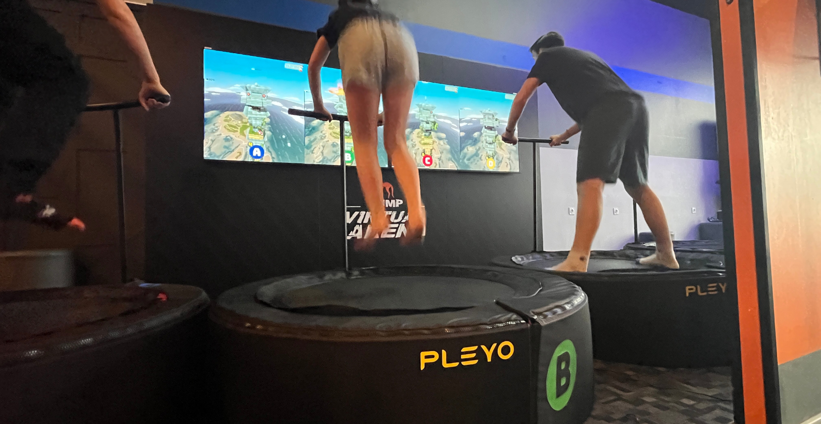 Trampoline interactif et jeux connectés chez Jump Orléans