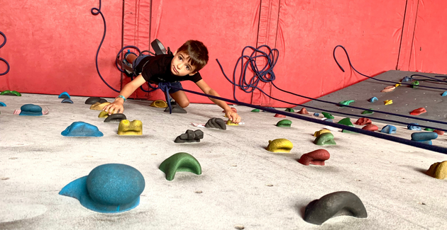 CLIMB'UP Orléans : escalade et accrobranche à Saran