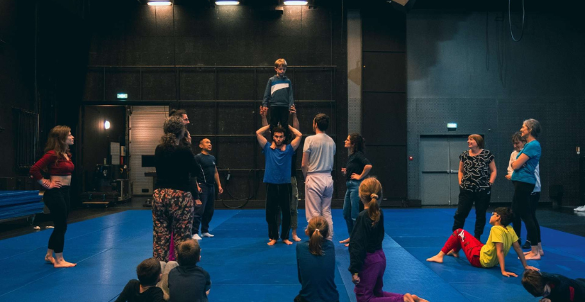 Atelier cirque acrobatique au Théâtre d'Orléans - Scène nationale d'Orléans