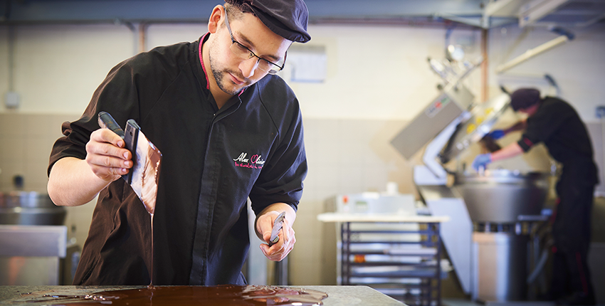 Chocolaterie Alex Olivier à Neuville-aux-Bois entre Orléans et Pithiviers